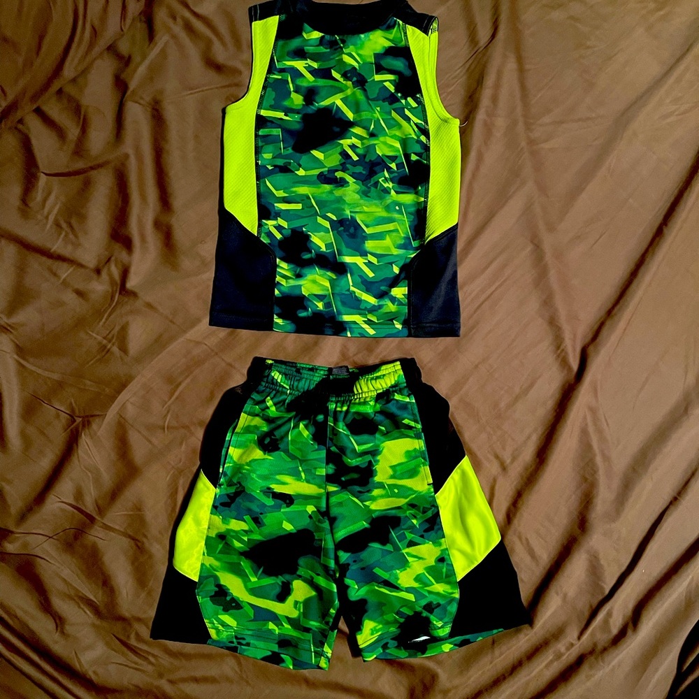 Champion Neon matching set size S (6-7 yo)